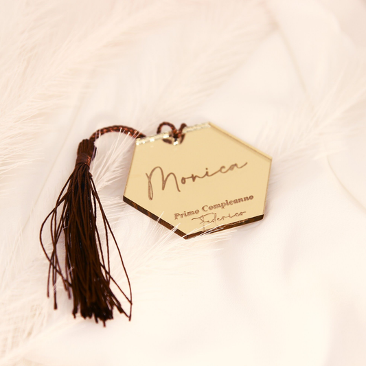 Segnaposto esagono con nappina